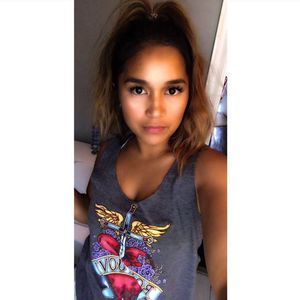 Meet your Posher, Krizzelle